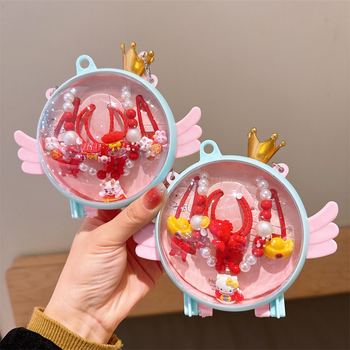 Rokām darināts bērnu kaklarotas komplekts ķīniešu stilā ar krellīšu ķēdi un resīna krones kulonu, daudzslāņu juvelierizstrādājums