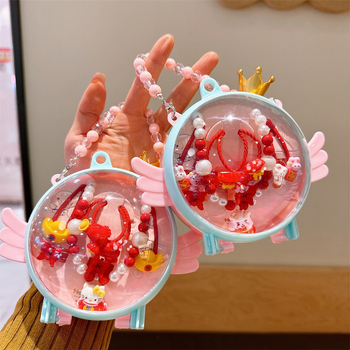 Rokām darināts bērnu kaklarotas komplekts ķīniešu stilā ar krellīšu ķēdi un resīna krones kulonu, daudzslāņu juvelierizstrādājums