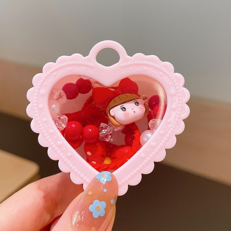 Rokām darināts bērnu kaklarotas komplekts ķīniešu stilā ar krellīšu ķēdi un resīna krones kulonu, daudzslāņu juvelierizstrādājums