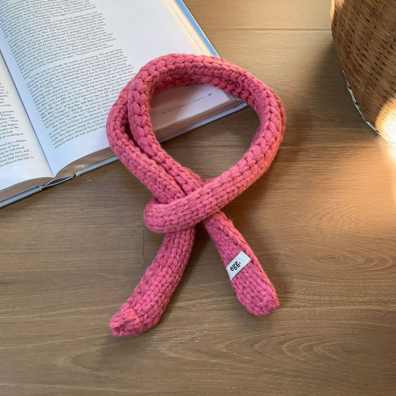 Unisex χειμερινό πλεκτό φουλάρι – Μονοχρωμο, λεπτό σχέδιο, πλάτος 7 εκ, διατηρεί τη ζεστασιά