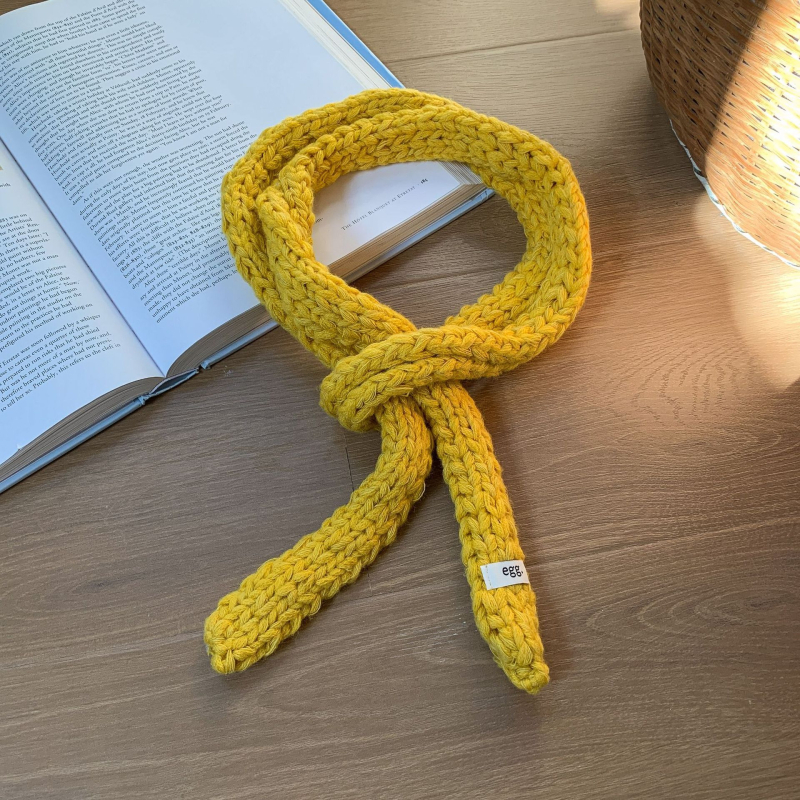 Unisex χειμερινό πλεκτό φουλάρι – Μονοχρωμο, λεπτό σχέδιο, πλάτος 7 εκ, διατηρεί τη ζεστασιά