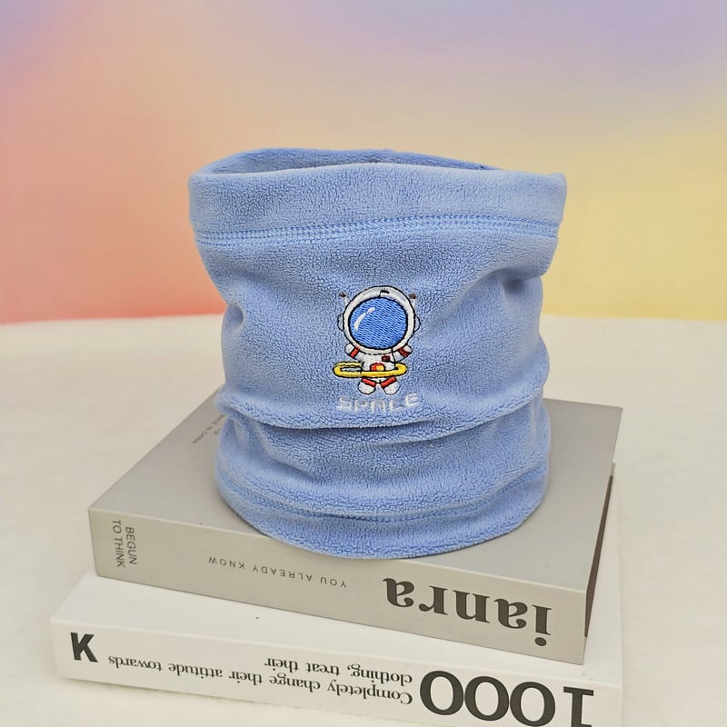 Unisex κασκόλ Ollie βελούδο με warp ύφανση, κεντημένο φινίρισμα, στυλ καρτούν, διατηρεί τη ζέστη