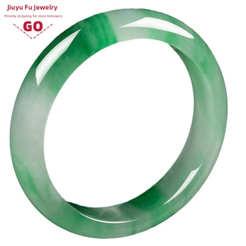 Nefrīta rokassprādze ar ziedu motīvu — materiāls: bišu vasks; zīmols: Other homes; izlaišana: rudens 2022; stils: temperament