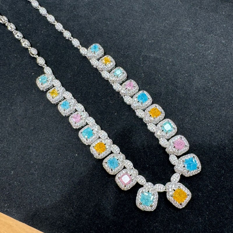 Női rézből készült fülbevaló és nyaklánc készlet, cirkónia medálokkal, elektroplakolt bevonat, szabályos lánccal