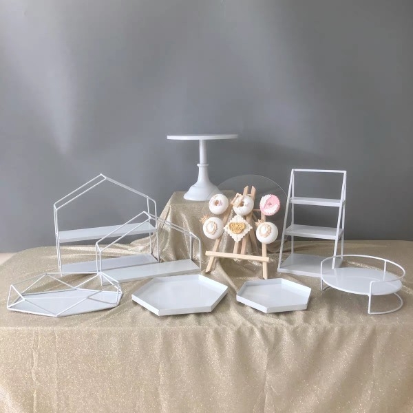 Железен стенд за десерти и торти, европейски стил, за чайно време и сладкиши