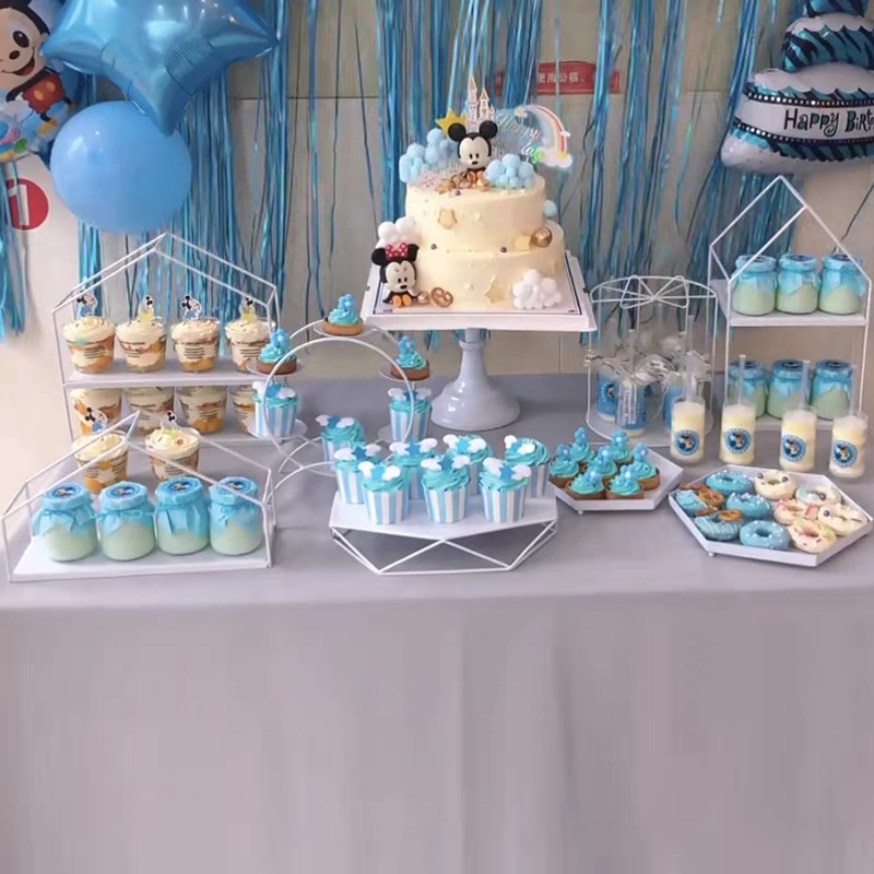 Железен стенд за десерти и торти, европейски стил, за чайно време и сладкиши