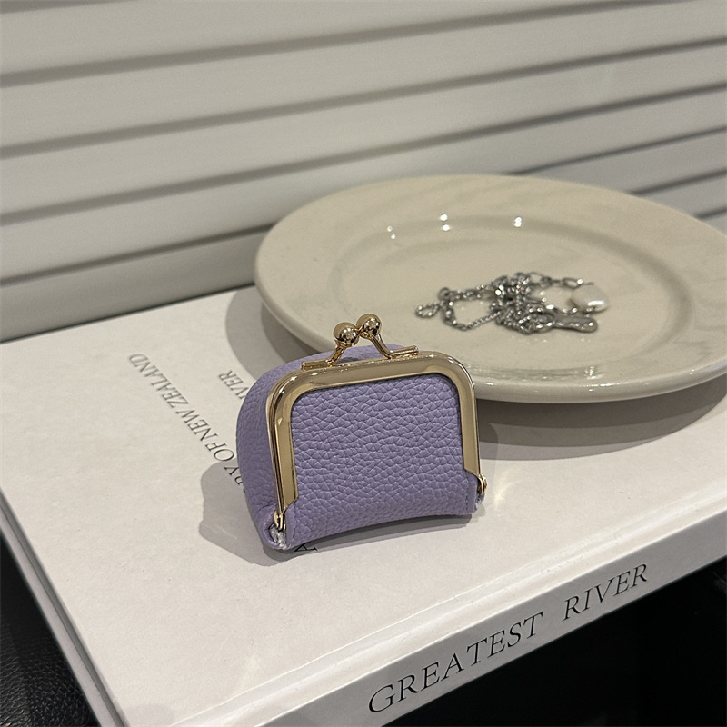 PU ādas kompakta juvelierizstrādājumu soma — svaigs un salds stils, horizontāla kvadrāta forma, sprādzes aizdare, poliestera oderde