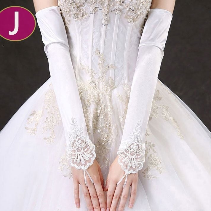 Kāzu cimdi no mežģīnēm, garie un plānie, mežģīņu materiāls (Zīmols: Unique; Noliktavā; Vasaras 2021)