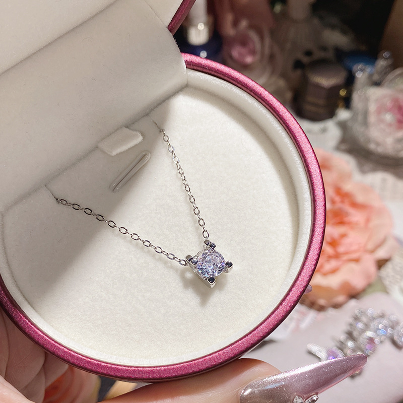 Set nakita: naušnice i ogrlica sa kvadratnim privjeskom, bakar, inlay, pozlaćeni umjetni dragulji, motivi Ljubav, Kap vode, Zvon