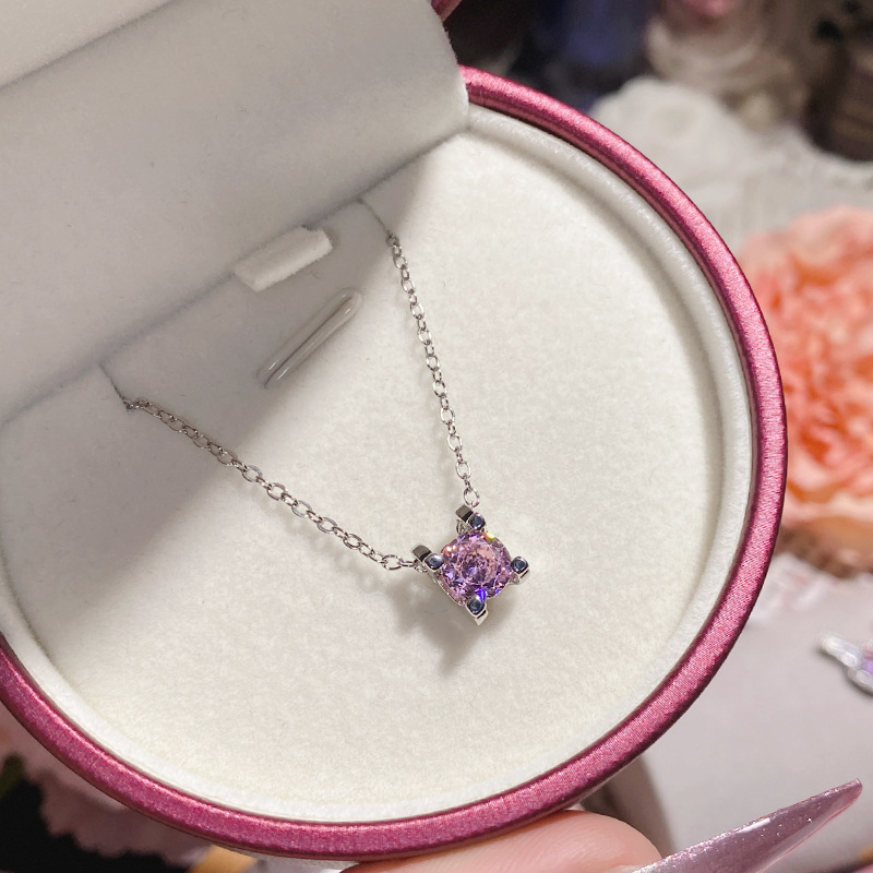 Set nakita: naušnice i ogrlica sa kvadratnim privjeskom, bakar, inlay, pozlaćeni umjetni dragulji, motivi Ljubav, Kap vode, Zvon