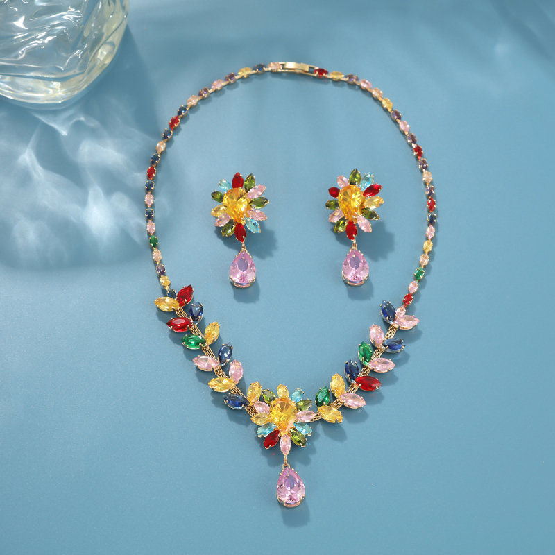 Set ogrlice i naušnica s cvjetnim dragim kamenjem, cirkon ugradnja, bakreni nakit, običan lančić, svjež i sladak stil, proljeće 2025