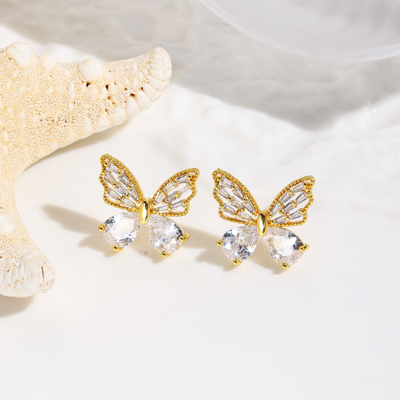 Réz fülbevaló és nyaklánc készlet O-gyűrű lánccal, medál vegyes kövekkel, motívum pillangó/insekt