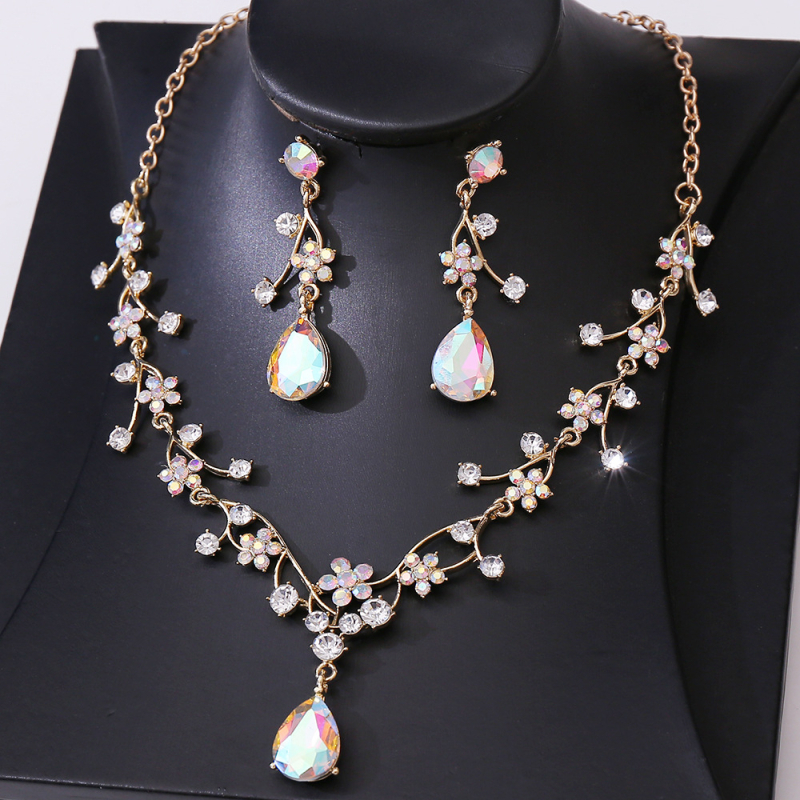 Set ogrlice i naušnica — cvjetni oblik s rhinestones, križni lanac, rhinestone privjesak, Zima 2024, osobni stil