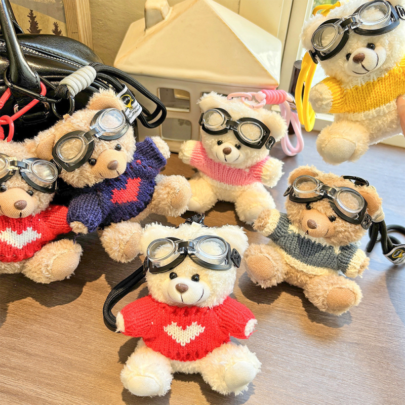 Plišani medvjedić za ključeve — kratki pliš, PP pamuk punilo, OEM logotip, za uzrast 14+