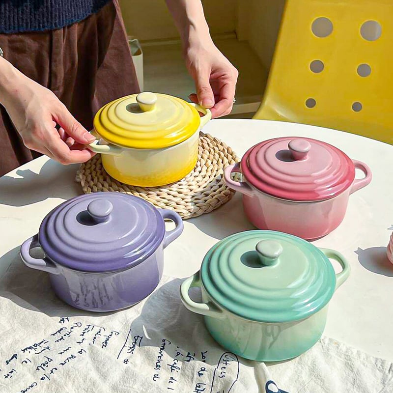 Keraminė dubenėlė su dangteliu ir dviem rankenėlėmis, tinkama mikrobangoms, apvalios formos, skirta kiaušinių garinimui ir vandens vonelėje troškinimui