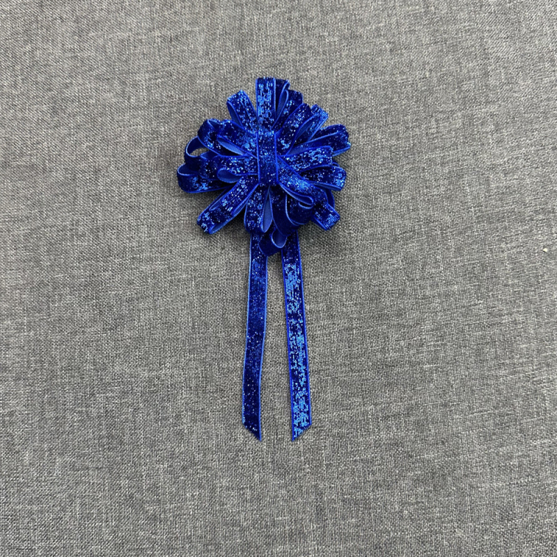 Broš s cvijetom, mješavina materijala, ljepilo, dekorativna i dvostruka upotreba, jednostavan stil