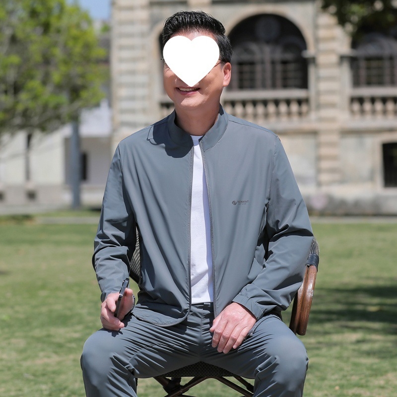 Vīriešu saules aizsardzības krekls no plānas ice-silk auduma, brīvs griezums, noņemama kapuce un rāvējslēdzējs priekšā