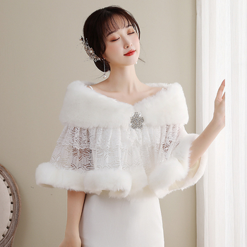 Svadbeni čongsam s krznenim kaputom - za žene; Materijal: umjetna krzno; Sezone: zima, proljeće, jesen; Stil: elegantan društveni; Porijeklo: Suzhou