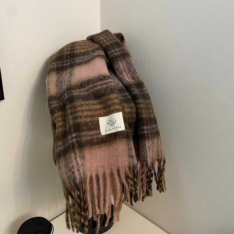 Ženski karirani šal - warp knitting, jacquard, održava toplinu, zima (polyester 71–80%)