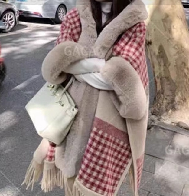 Ženska kapuljača od pliša s kariranim uzorkom, toplo od poliestera, elegantan stil