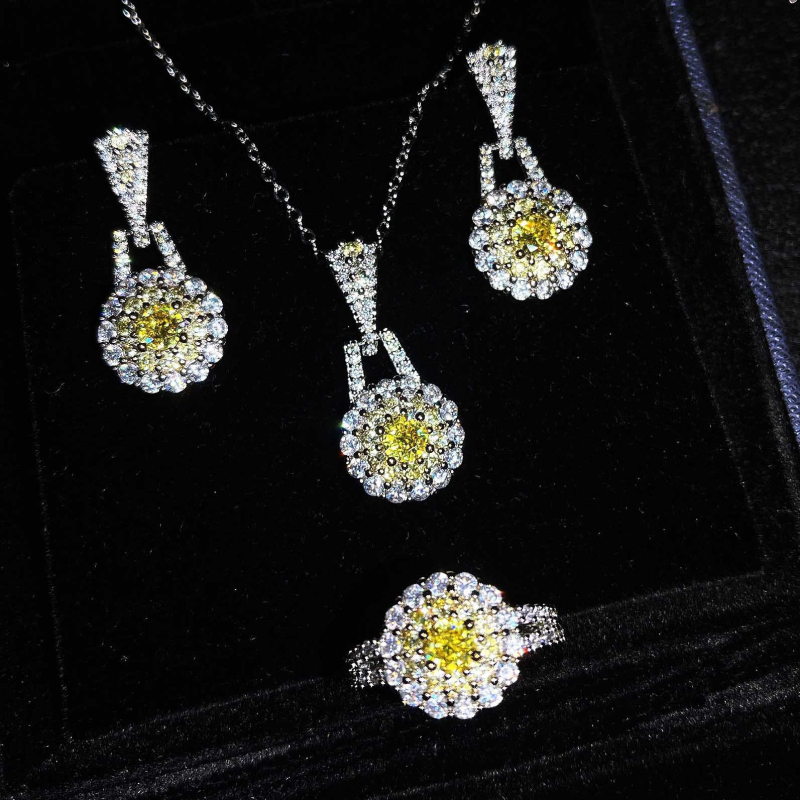 Set nakita: naušnice, ogrlica i narukvica; bakar materijal; elektroplijanje; krížni lanac; privjesak od bakra; uzorci: srce, kapljica vode ili zvono; proljeće 2025; stil svježe i slatko