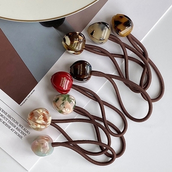 Plaukų aksesuaras – rankų darbo, Japonijos ir Pietų Korejos stilius, didelis elastingumas; Medžiaga: acto rūgštis; Metai/Sezonas: 2022 žiema; Kategorija: plaukų aksesuaras