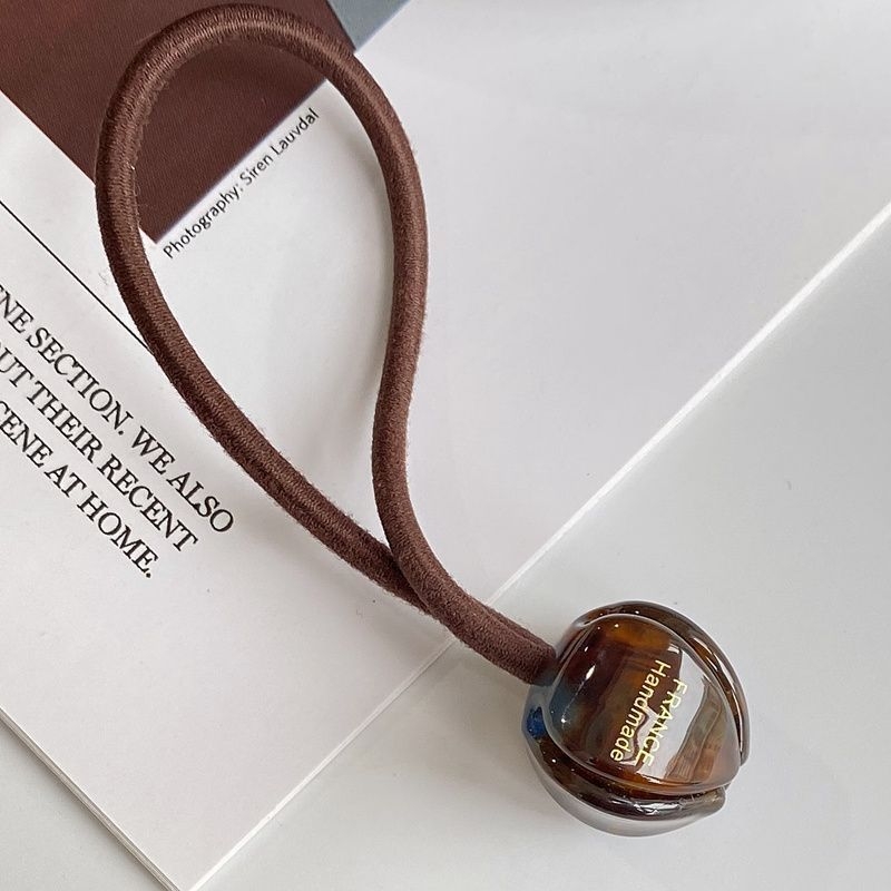 Plaukų aksesuaras – rankų darbo, Japonijos ir Pietų Korejos stilius, didelis elastingumas; Medžiaga: acto rūgštis; Metai/Sezonas: 2022 žiema; Kategorija: plaukų aksesuaras