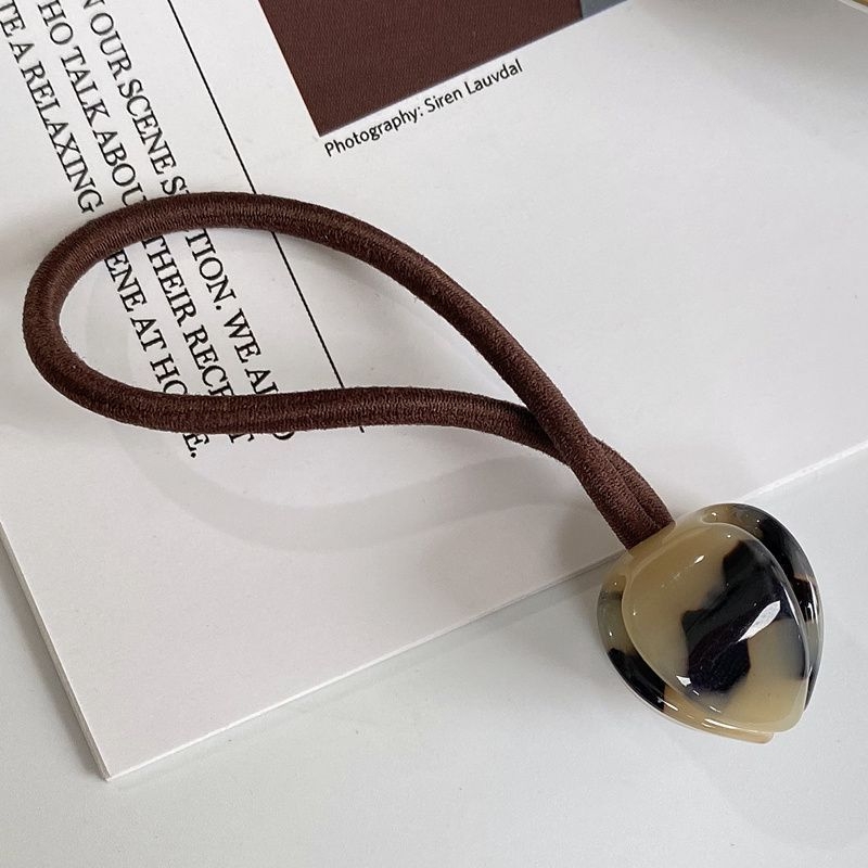 Plaukų aksesuaras – rankų darbo, Japonijos ir Pietų Korejos stilius, didelis elastingumas; Medžiaga: acto rūgštis; Metai/Sezonas: 2022 žiema; Kategorija: plaukų aksesuaras