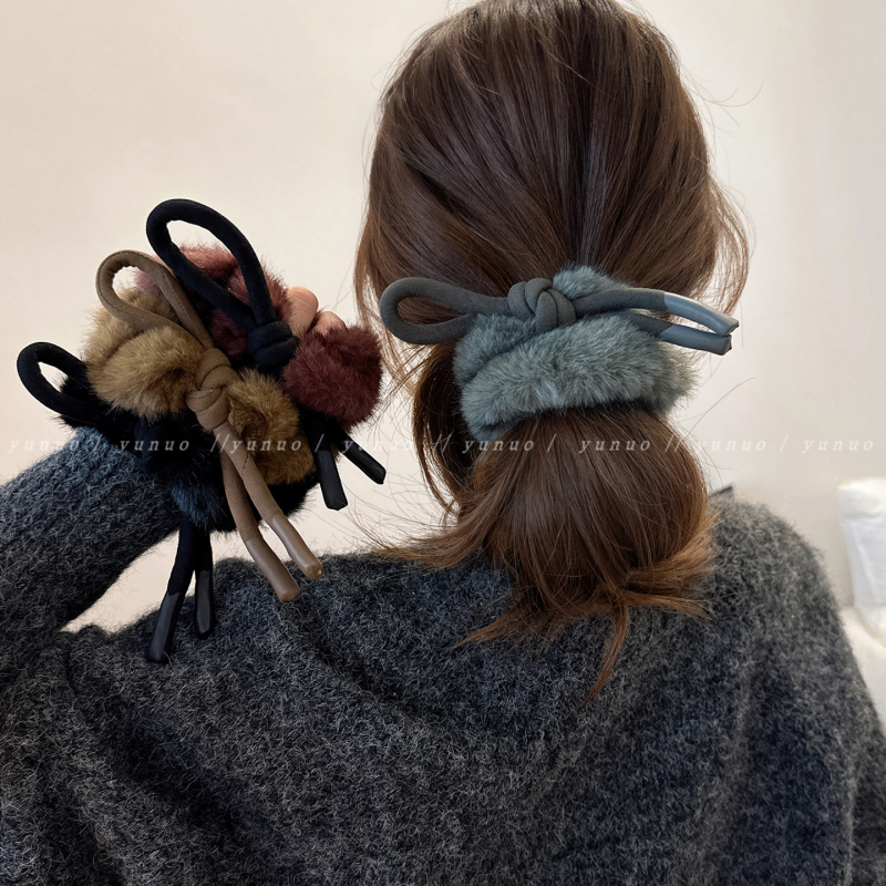 Gumica za rep – Ze system, ručna izrada, mješavina materijala, proljeće 2025, korejski stil