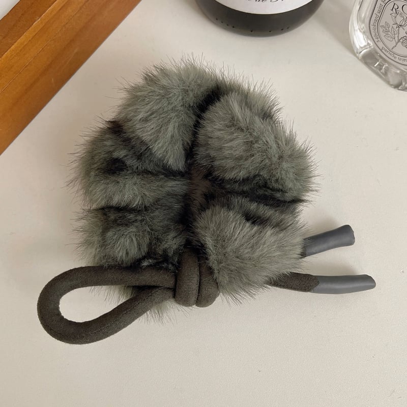 Gumica za rep – Ze system, ručna izrada, mješavina materijala, proljeće 2025, korejski stil