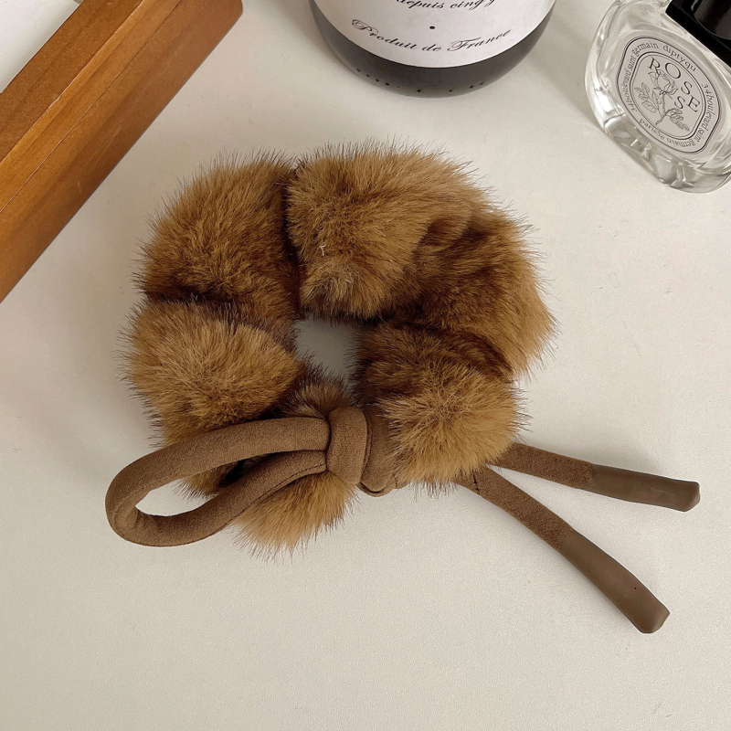 Gumica za rep – Ze system, ručna izrada, mješavina materijala, proljeće 2025, korejski stil