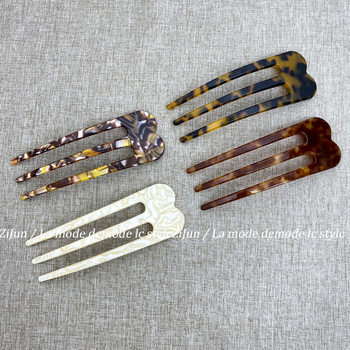 Щипка за коса с три зъба, U-образна форма, материал: оцетна киселина, обработка: изпичане на боя