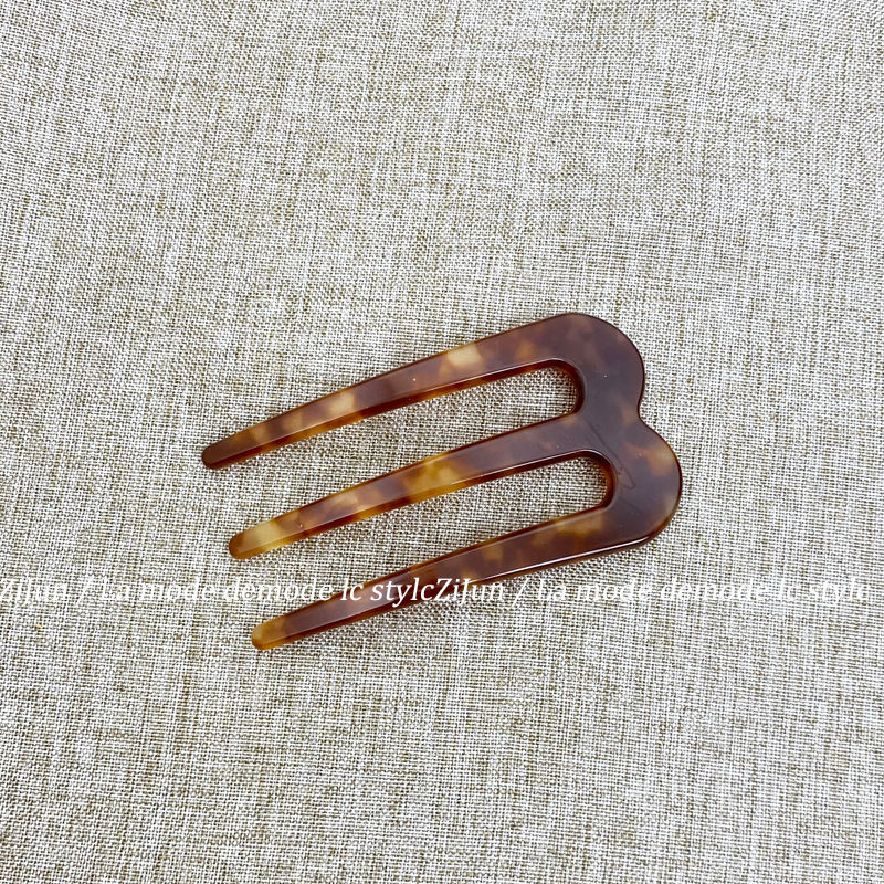 Щипка за коса с три зъба, U-образна форма, материал: оцетна киселина, обработка: изпичане на боя