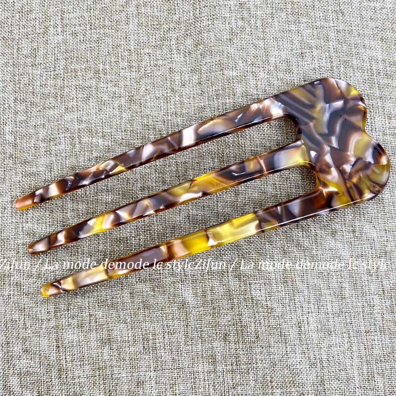 Щипка за коса с три зъба, U-образна форма, материал: оцетна киселина, обработка: изпичане на боя