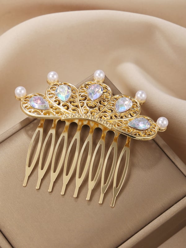 Matu ķemme kronas formā – saka, elektroplatinga apdare, sieviešu modes, ziemas 2025