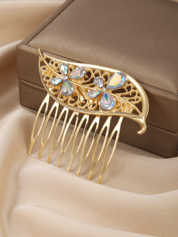 Matu ķemme kronas formā – saka, elektroplatinga apdare, sieviešu modes, ziemas 2025