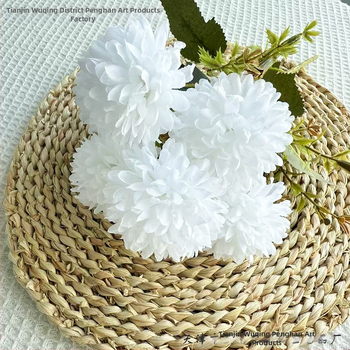 Penghan dirbtinis 6 galvų krizantemų puokštė su vienu kotu, mažas puokštė; medžiagos: plastikas, šilko gėlės, poliesterio audinys; vestuvėms, namų dekorui, nuotraukų rekvizitams