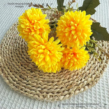 Penghan dirbtinis 6 galvų krizantemų puokštė su vienu kotu, mažas puokštė; medžiagos: plastikas, šilko gėlės, poliesterio audinys; vestuvėms, namų dekorui, nuotraukų rekvizitams