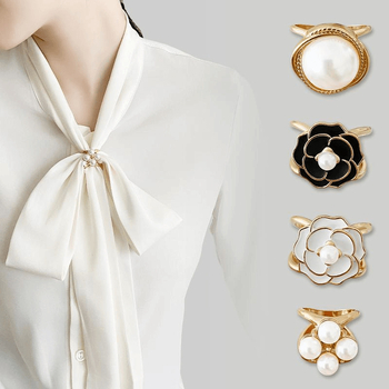 Daudzfunkcionāla zīda šalle, mazs kvadrātveida dizains, dekoratīva lente un mezglota sprādze pie kreklu stūriem, pāru stils, Ziemas 2021