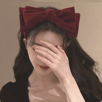 Velūra lente galvai sievietēm – roku darbs, stilā Fresh and Sweet, galvas rotas Trendy