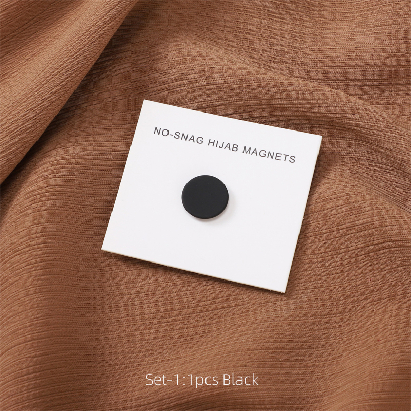 Šalles spraudnis ar magnētisko sprādzi – apaļa, plakana forma, sakausējums, rokdarbs, universāls, ģeometrisks stils, 2024. vasara (Sakausējums; Rokdarbs; Universāls; Ģeometrisks stils; 2024. vasara)