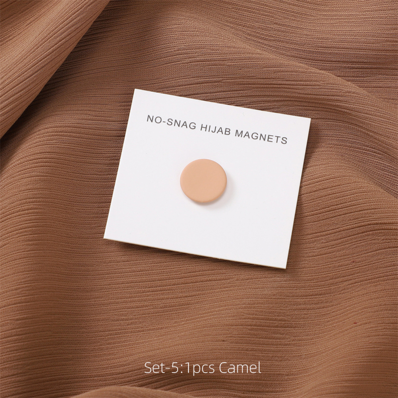 Šalles spraudnis ar magnētisko sprādzi – apaļa, plakana forma, sakausējums, rokdarbs, universāls, ģeometrisks stils, 2024. vasara (Sakausējums; Rokdarbs; Universāls; Ģeometrisks stils; 2024. vasara)