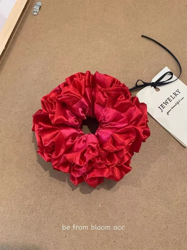 Elastic pentru păr cu minge de flori – satin plisat, stil coreean, elastic, plastic