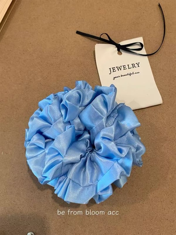 Elastic pentru păr cu minge de flori – satin plisat, stil coreean, elastic, plastic