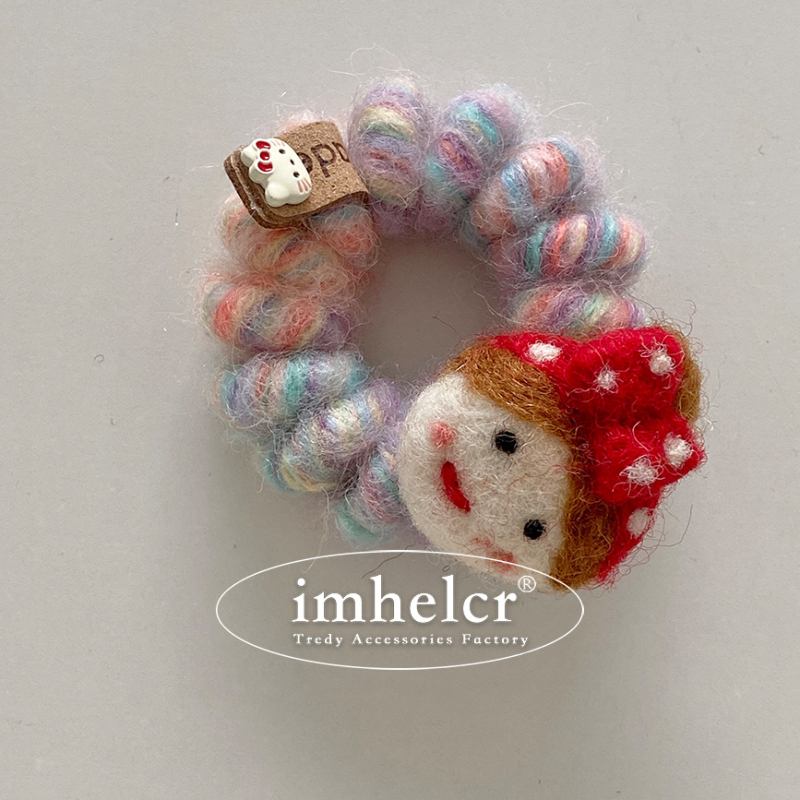 Filcinis plaukų žiedas uodegėlei – mielas, elastingas, rankų darbo (ruduo 2024)