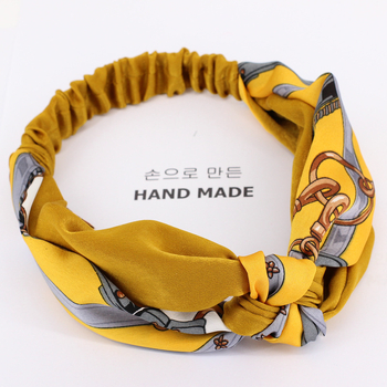 Bandă pentru păr în stil coreean, nod chinezesc, material textil, funda satinată — model B392