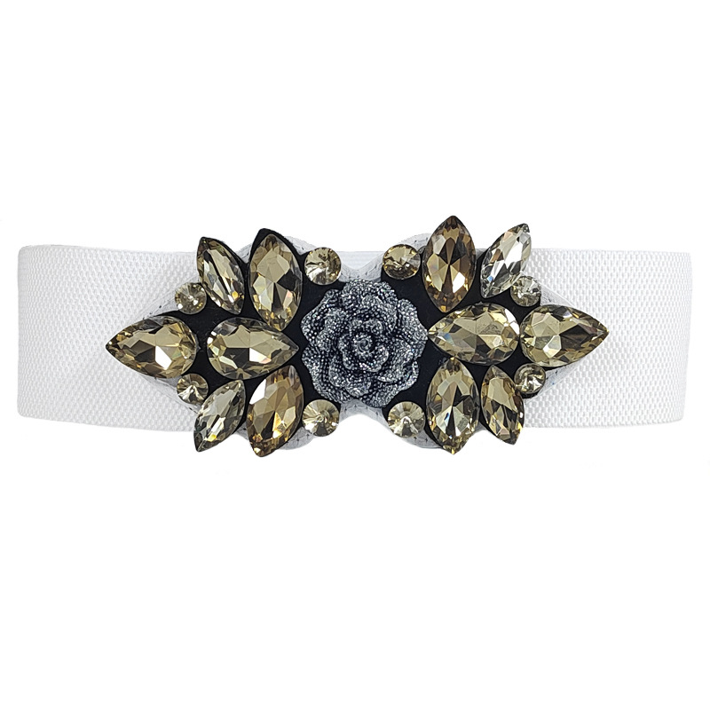 Pojas s rhinestone ružom, elastičan, široki struk za haljine i kapute — PU koža; automatska kopča od legure; širina >4 cm; marka Lilar.Ketch