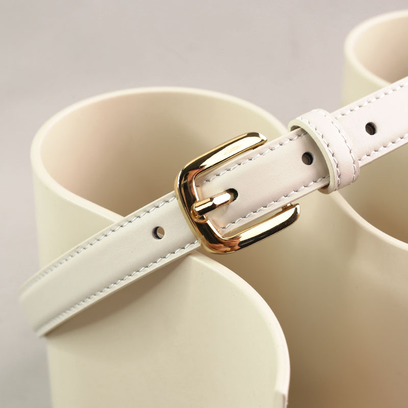 Ženski kaiš od prve sloje teleće kože — spona od legure, kopča s iglom, širine 2–4 cm