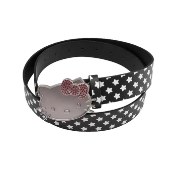 Ženski kaiš dodatak s mačjim motivom i zvjezdanim crtanim stilom – PU koža • kopča od legiranog metala • zatvaranje na snap gumb • širina Regular (2–4 cm) • tehnika obrade: probijanje