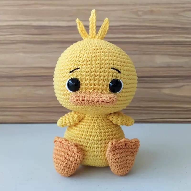 DIY rinkinys mezgimui lėlytei — vilnos siūlai, pusvorstoniniai siūlai, stranded siūlai, mezgimui ir kabinamiems papuošalams